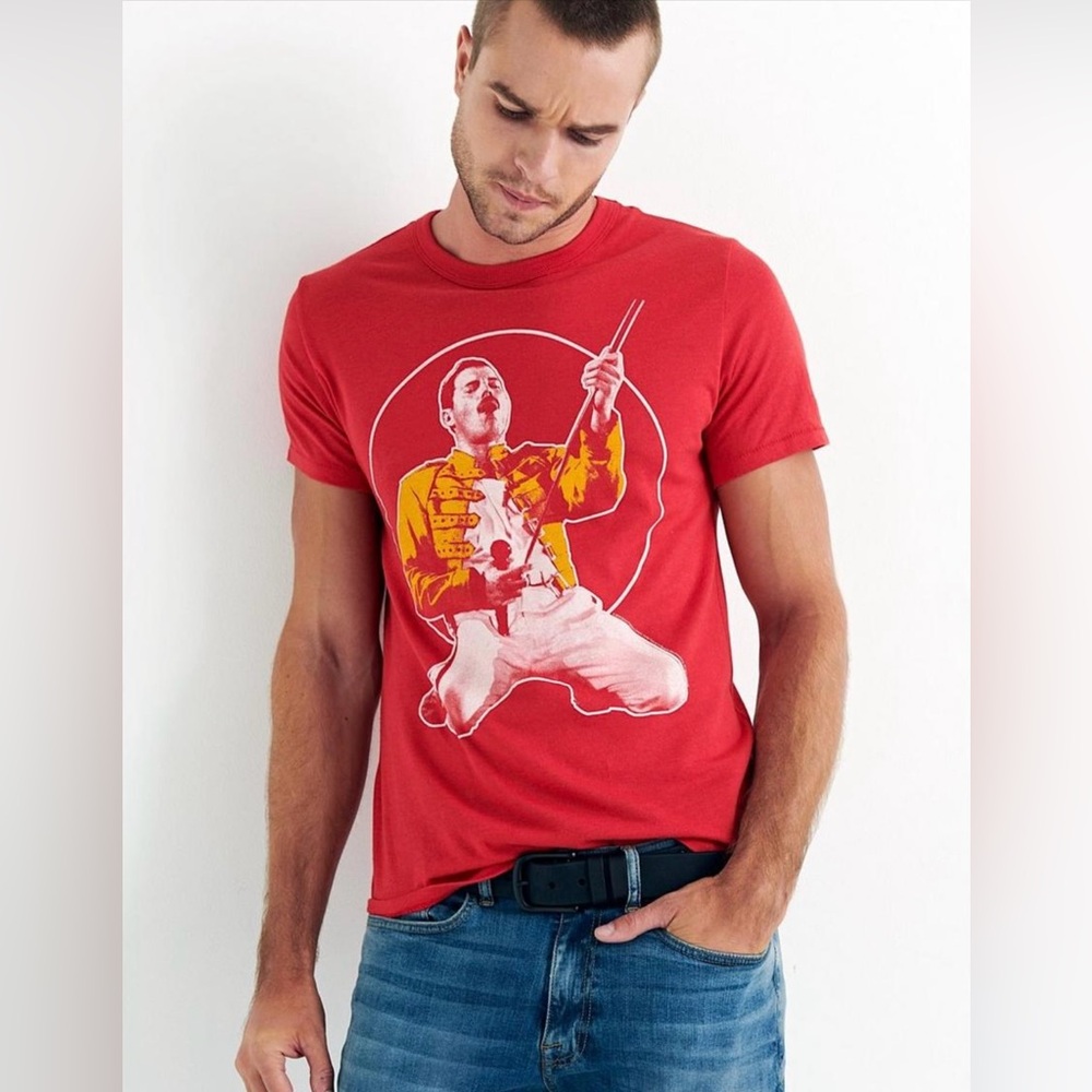 Mens Lucky Brand Queen T-shirt